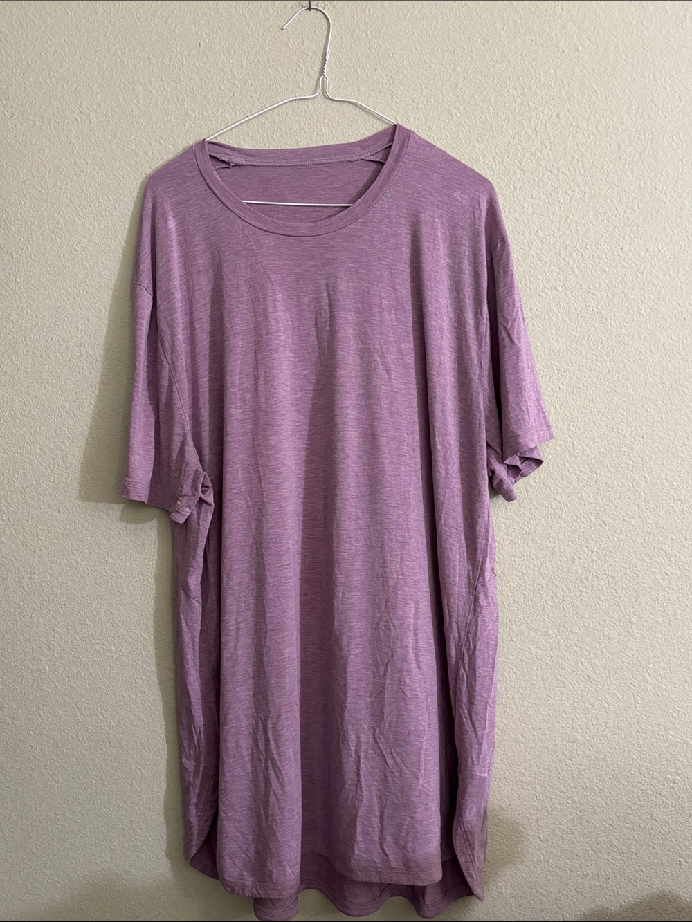 Lululemon Men’s Tee